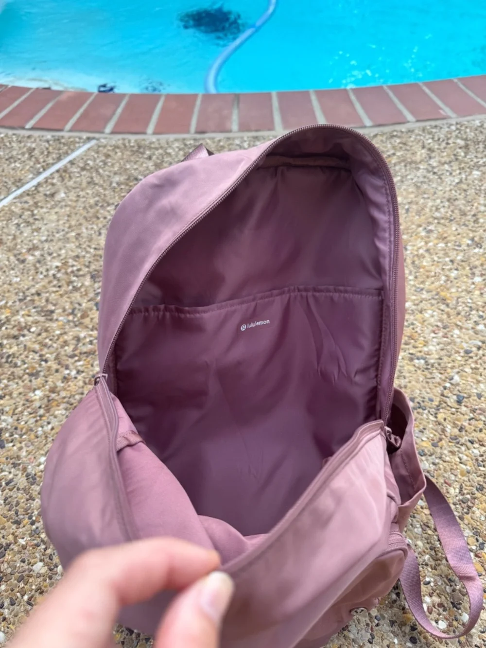 Lululemon Everywhere Backpack 22L
